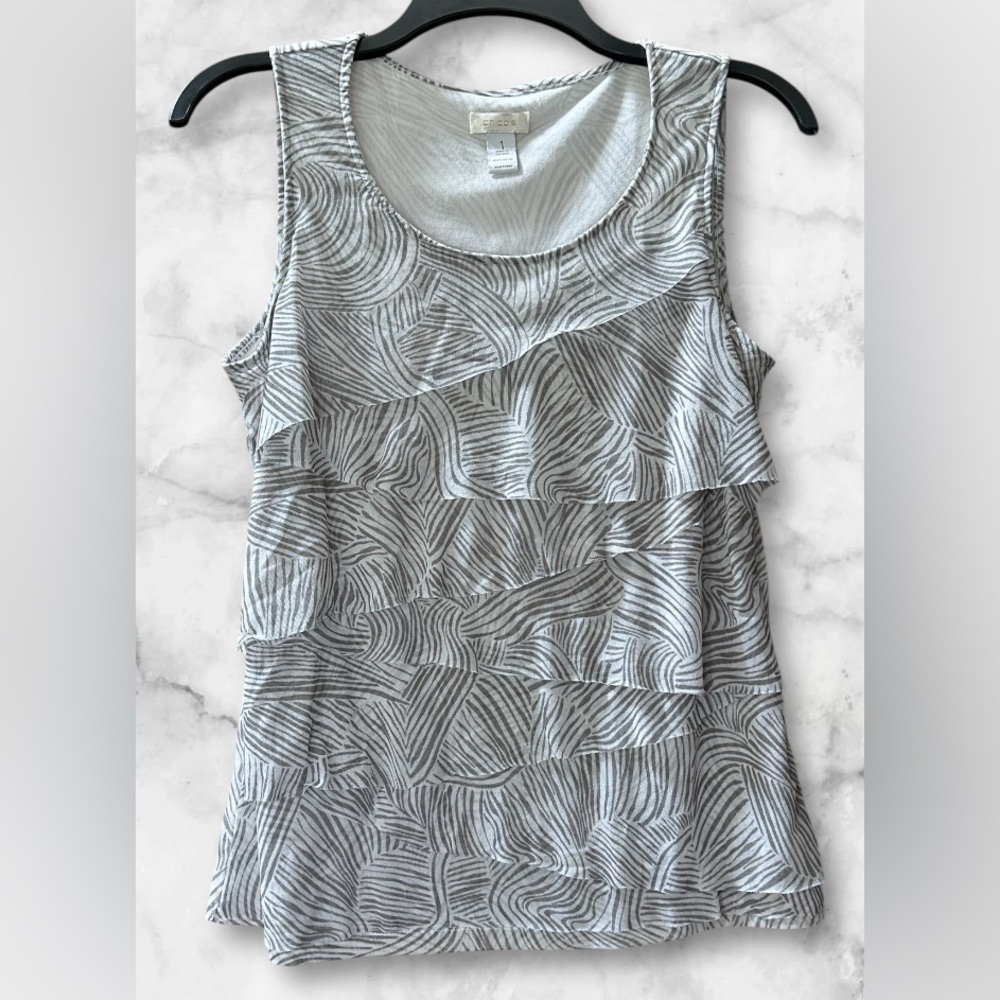Chico’s Gray White Animal Print Cascade Ruffle Sleeveless Cami Blouse Top Size M - Picture 1 of 8